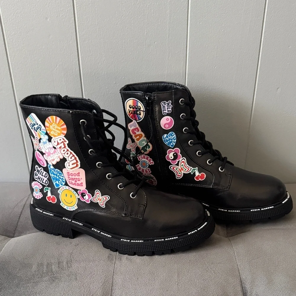 Steve Madden Black Boot Colorful Sticker Images Lug Sole Faux Leather Size 4